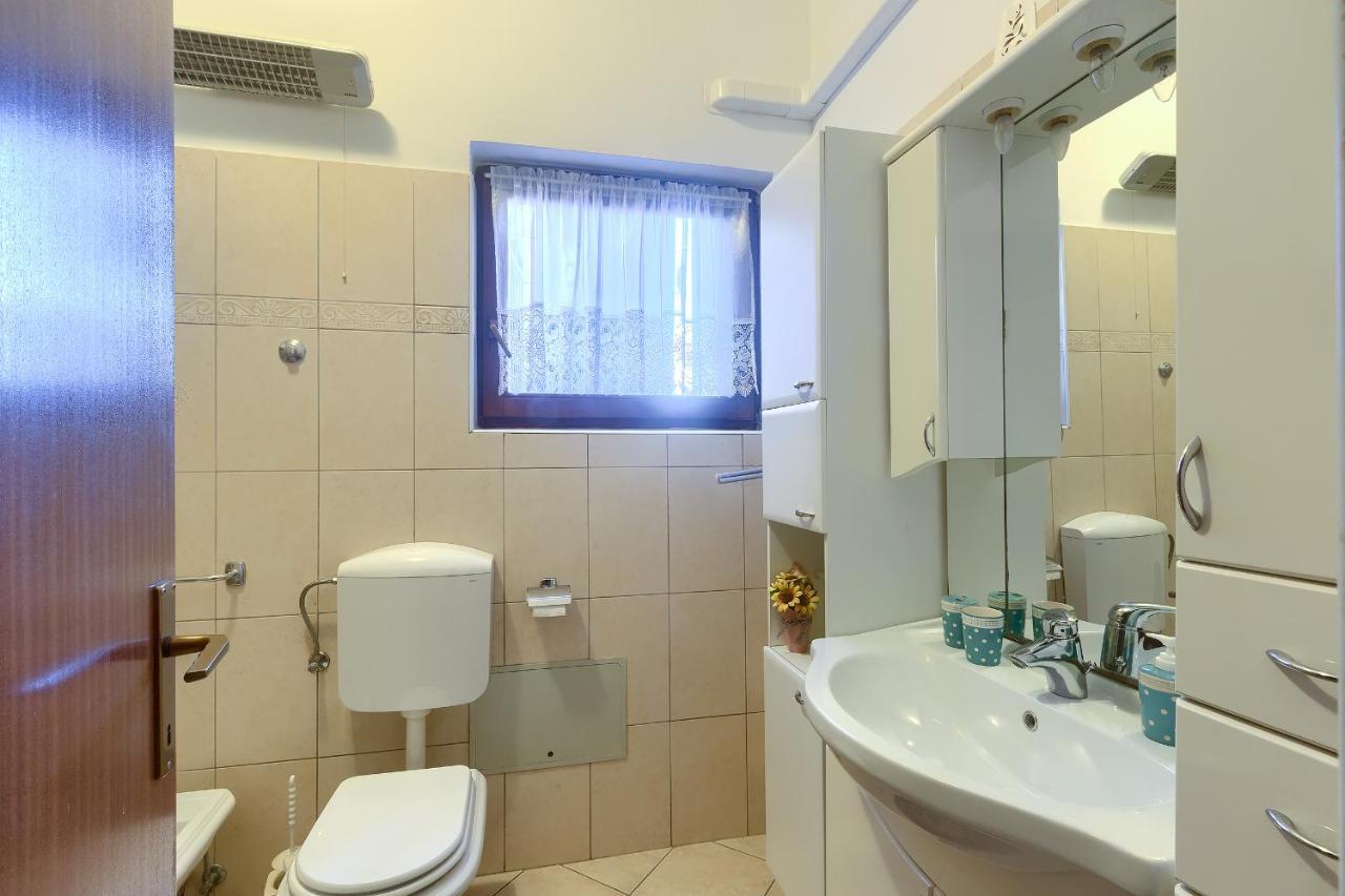 Aida Pula Apartment Екстер'єр фото